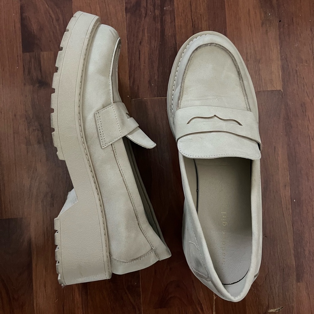 Madden Girl Beige Contentt Chunky Platform Loafers